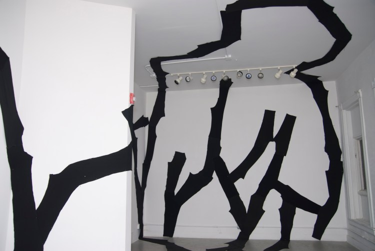 Drawing with Pants. 2012.